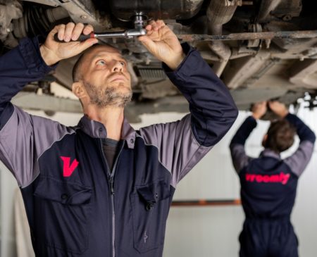 Vroomly : le comparateur de garages dévoile une étude sur l’importance du web dans le parcours client des automobilistes 1