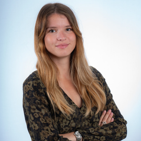 Ninon Evrard 