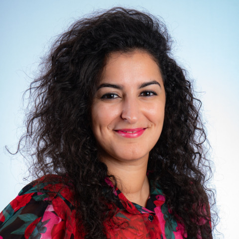 Amira Hadjar 
